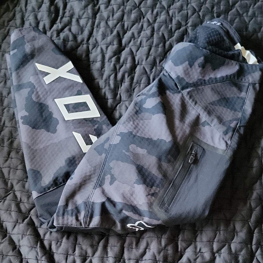 Fox Racing Defend pants in camo